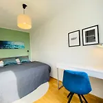 Kyanit Apartment: Free Parking + Pool + Netflix شقة *