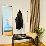 Kyanit Apartment: Free Parking + Pool + Netflix * وبرتال