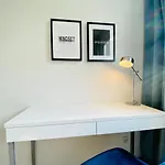 Kyanit Apartment: Free Parking + Pool + Netflix شقة وبرتال