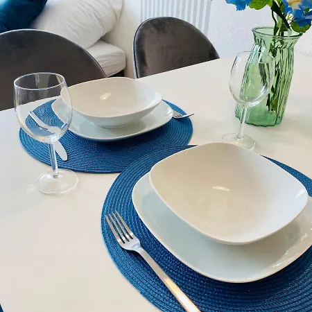 Kyanit Apartment: Free Parking + Pool + Netflix Wuppertal