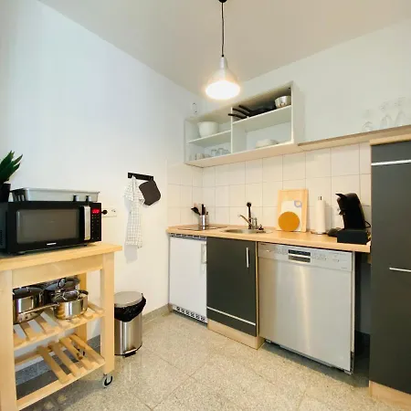 Kyanit Apartment: Free Parking + Pool + Netflix Wuppertal