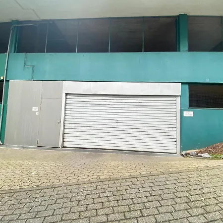 Apartmán Kyanit Apartment: Free Parking + Pool + Netflix *